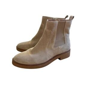 LUCKY BRAND Womens Taupe Suede Chelsea Ankle Boots Size 9